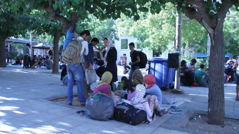 Η κατάσταση στην πλατεία Βικτωρίας στη συνεδρίαση του δημοτικού συμβουλίου Αθήνας