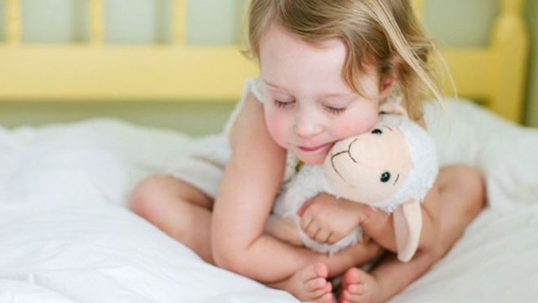 Σε ποια ηλικία τα παιδιά λένε «αντίο» στον μεσημεριανό ύπνο;