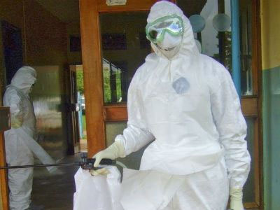 Ανησυχούν οι Αμερικανοί για τον Έμπολα