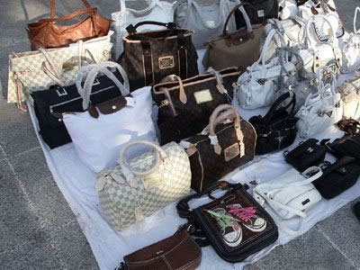 Οκτώ συλλήψεις για παραεμπόριο