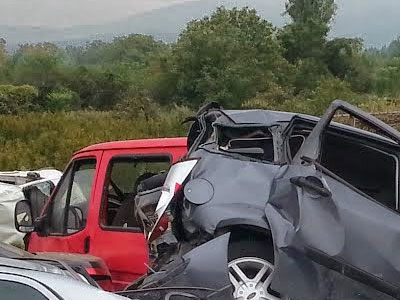 Καραμπόλα 15 οχημάτων στην περιφερειακή οδό της Θεσσαλονίκης