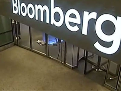 Bloomberg: «Λογική η θέση Τσίπρα για ευρωπαϊκή διάσκεψη χρέους»