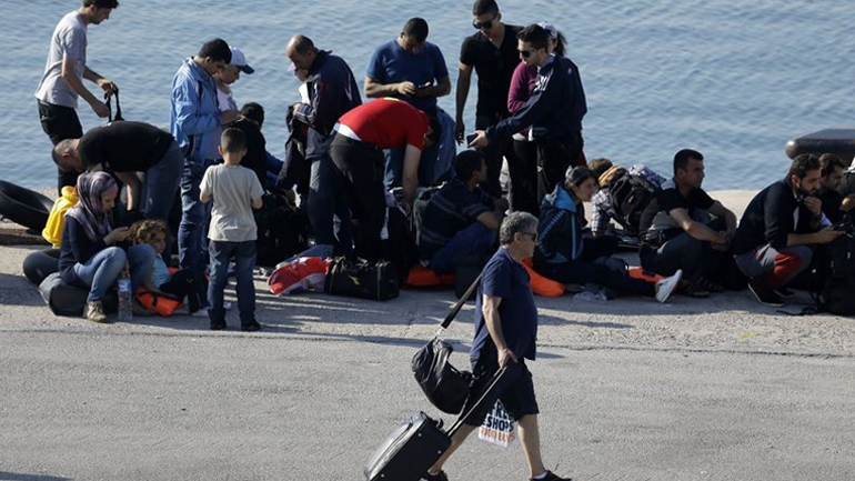 Χρηματοδότηση 2,5 εκατ. ευρώ για το προσφυγικό ζητεί η Ελλάδα από την Κομισιόν