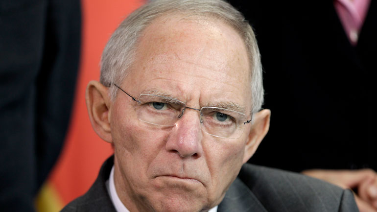 Σόιμπλε: «Η πολιτική του Τσίπρα καθιστά δύσκολη την παραμονή της Ελλάδας στην Ευρωζώνη»