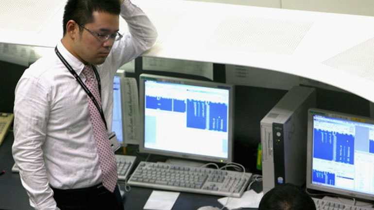 Τόκιο: Απώλειες για τον Nikkei