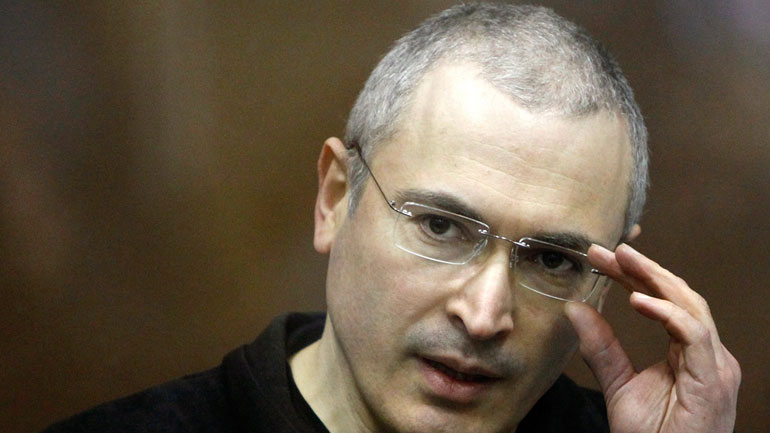 Χοντορκόφσκι: «Τεχνητή η αντιπαράθεση του Πούτιν με τη Δύση»