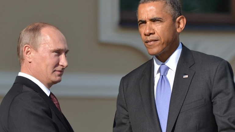 Λευκός Οίκος-Κρεμλίνο: Διαφορετικές εκδοχές για τη συνάντηση Ομπάμα – Πούτιν