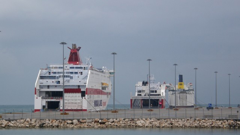 Μειώθηκε ο αριθμός των μεταναστών που προσπαθούν να πάνε Ιταλία μέσω Πάτρας