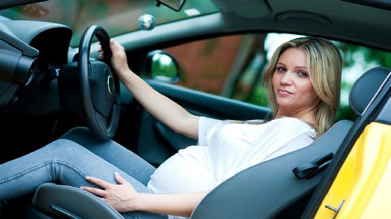 Αυτή είναι η σωστή διατροφή αν είστε έγκυος και ταξιδεύετε!