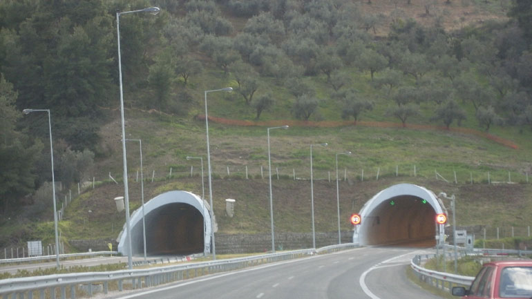 ΠΑΘΕ Φθιώτιδας: Κυκλοφοριακές ρυθμίσεις στις σήραγγες Αγ. Κωνσταντίνου και Καμένων Βούρλων ΠΑΘΕ Φθιώτιδας: Κυκλοφοριακές ρυθμίσεις στις σήραγγες Αγ. Κωνσταντίνου και Καμένων Βούρλων