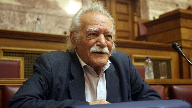 Γλέζος: «Υποχρέωσή μας η υπεράσπιση των Ελλήνων πολιτών»