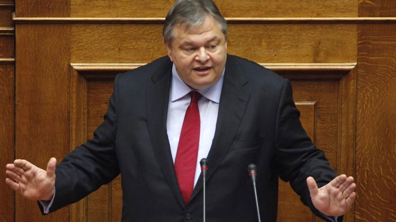 Βενιζέλος: «Οδεύουμε ολοταχώς προς το μνημόνιο 3»