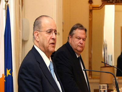 Συνάντηση Βενιζέλου – Κασουλίδη στις Βρυξέλλες