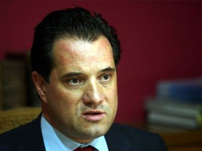 Γεωργιάδης: «Πρέπει να πέσουν οι τόνοι»