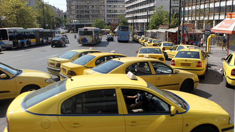 Σε ισχύ το νέο τιμολόγιο στα κόμιστρα των ταξί