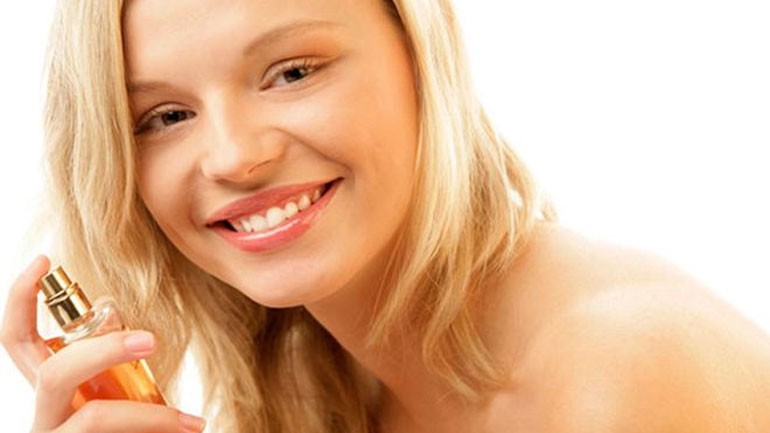 Έτσι θα μυρίζουν τέλεια τα μαλλιά σου!