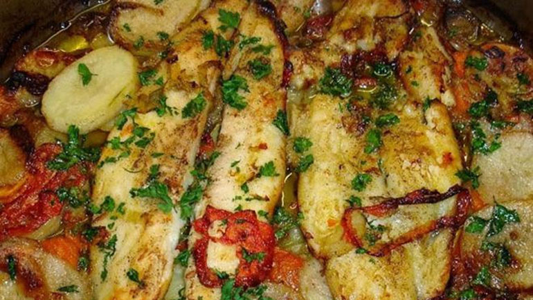 Πέρκα με πατάτες στον φούρνο