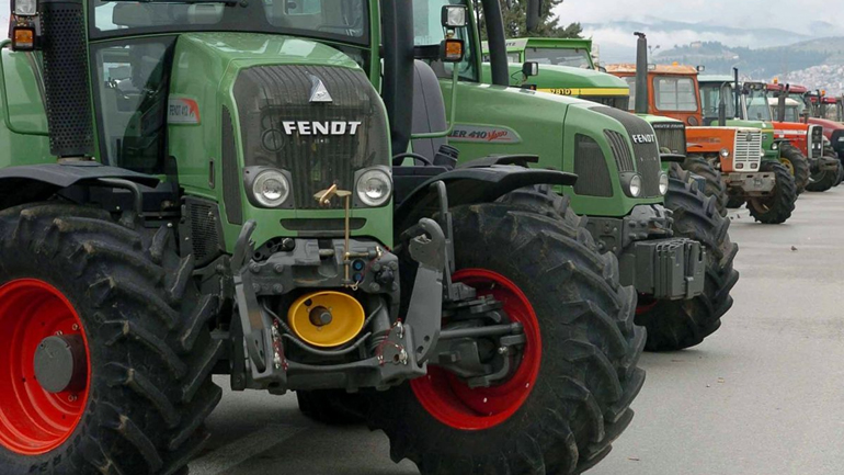 Σε στάση αναμονής αγρότες και κτηνοτρόφοι