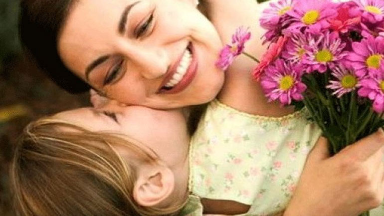 Όμορφα δώρα για τη γιορτή της μητέρας