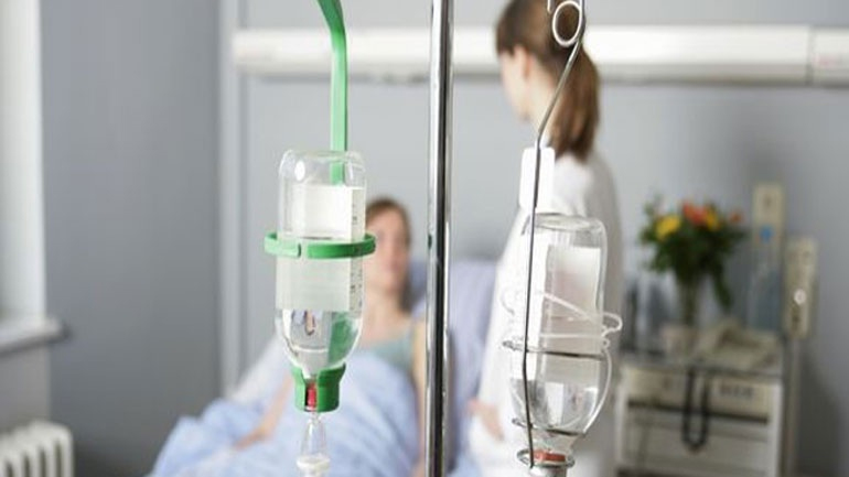 Συνελήφθησαν «μαϊμού» αποκλειστικές νοσοκόμες στην Αττική