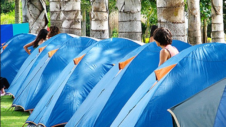 Αύξηση 8,7% στις αφίξεις σε ξενοδοχεία και κάμπινγκ το 2014