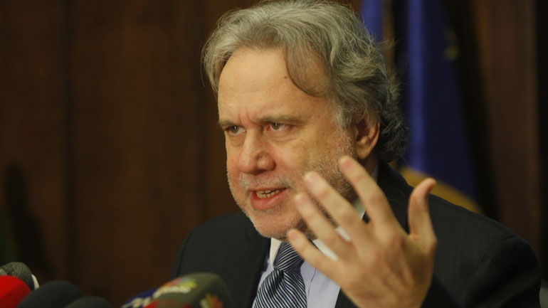 Κατρούγκαλος: «Δεν αποκλείουμε τη ρήξη»