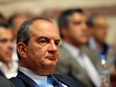 Στήριξη της ΝΔ ζητεί ο Κώστας Καραμανλής