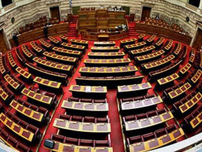 Στη Βουλή η πρόταση νόμου του ΣΥΡΙΖΑ για τον κατώτατο μισθό