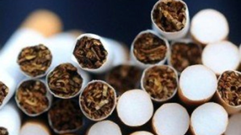 Θεσσαλονίκη: Συνελήφθησαν μητέρα και γιος για λαθρεμπόριο τσιγάρων