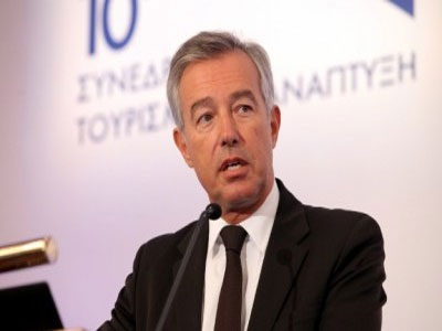 ΣΕΤΕ: «Μαύρα σύννεφα συγκεντρώνονται για το 2015»