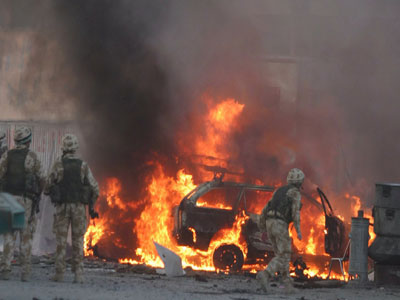 Μπαράζ βομβιστικών επιθέσεων στο Αφγανιστάν