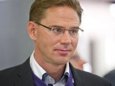 Στην Ελλάδα τον Απρίλιο ο Κατάινεν