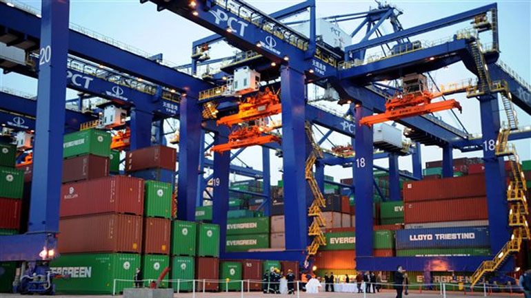 Μειώθηκε το έλλειμμα του εμπορικού ισοζυγίου τον Ιούνιο