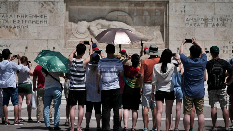 ΣΕΤΕ: Ανθεκτικός ο τουρισμός – Εφικτός ο στόχος για 25 εκατ. τουρίστες