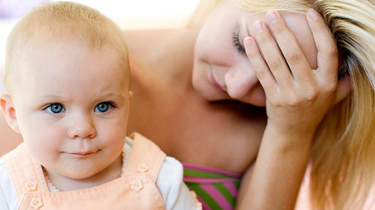 Το στρες της μητέρας συνδέεται με τα χαλασμένα δόντια των παιδιών