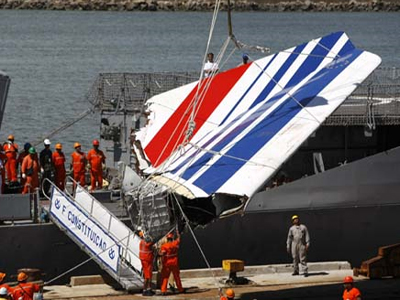 Ρομπότ αναζητούν τα μαύρα κουτιά της μοιραίας πτήσης της Air France