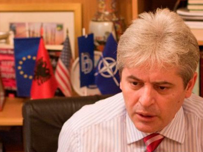 ΠΓΔΜ: Ισορροπίες «λεπτού πάγου» στην κυβέρνηση