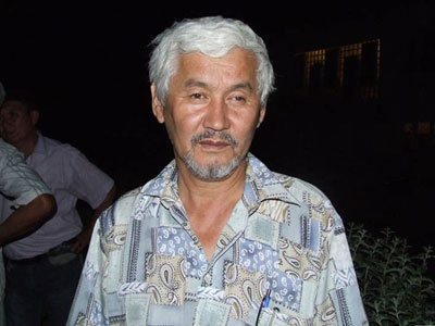 Κιργιστάν: Χειροπέδες για τον ηγέτη της αντιπολίτευσης