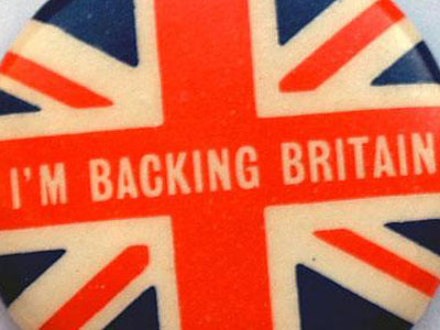 Εγγυήσεις για την απασχόληση ζητούν από την κυβέρνηση οι Βρετανοί βιομήχανοι