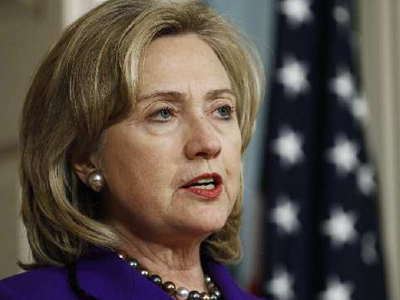 Επικρίσεις Clinton για τη φίμωση του Τύπου στην Αίγυπτο