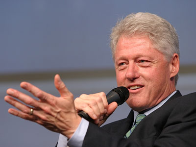 Ο Bill Clinton καλεί σε επενδύσεις στη Βόρειο Ιρλανδία