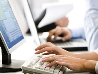 «Βουλιάζει» ο κλάδος Τηλεπικοινωνιών και Πληροφορικής στην Ελλάδα