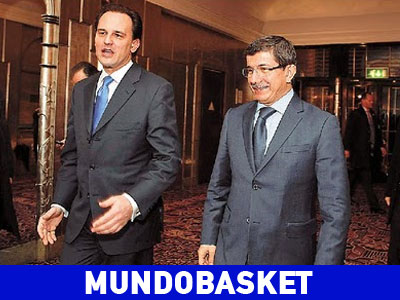 Παρακολούθησαν μαζί τον αγώνα μπάσκετ