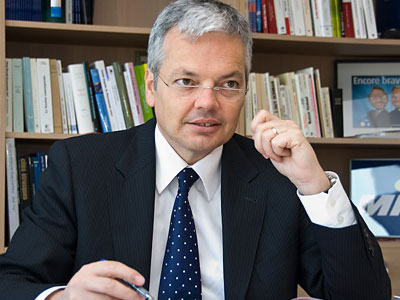 Υπέρ της στήριξης των ιδιωτών προς την Ελλάδα ο Didier Reynders