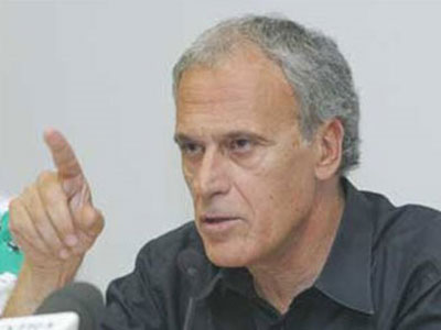 Στην Αίγινα ο Γιάννης Δημαράς