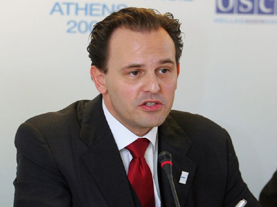 Συνάντηση Δρούτσα με την απεσταλμένη του προέδρου της Ν. Κορέας