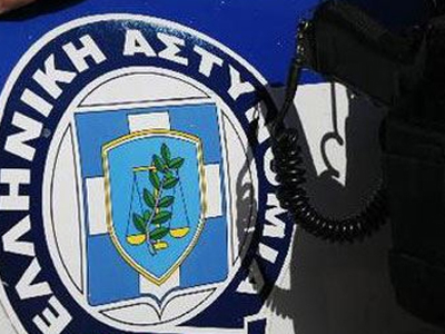 Ελεγχόμενη έκρηξη στο βαλιτσάκι κοντά στο γραφείο του Χρυσοχοΐδη