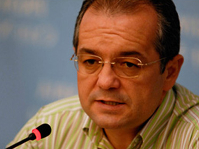 «Κανένα πρόβλημα με μισθούς και συντάξεις στη Ρουμανία»