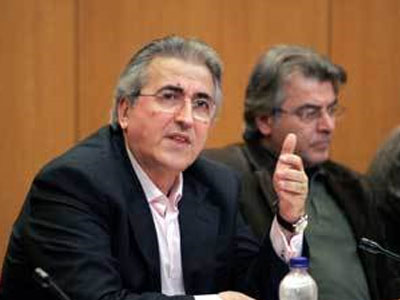 ΓΣΕΕ: Παράνομη η λειτουργία των καταστημάτων τις Κυριακές