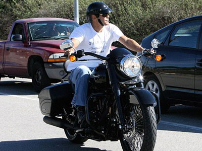 Ο George βγήκε για σεργιάνι